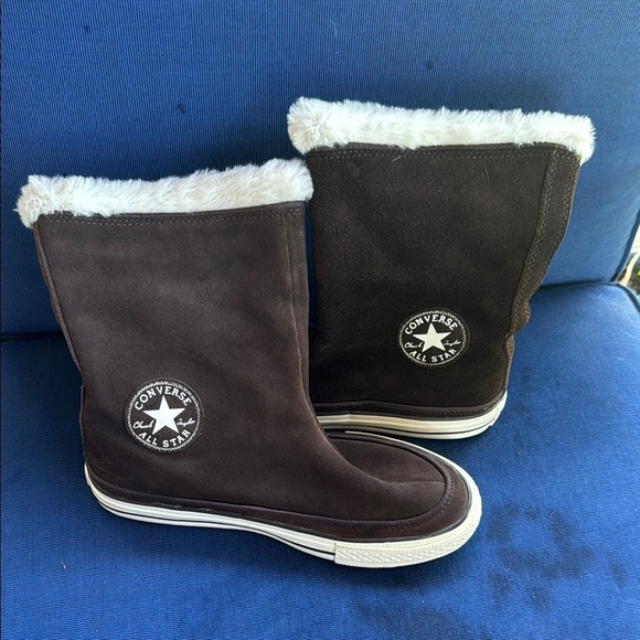 Converse Brown Ankle Boots with White Fur Trim - Picture 1 of 6